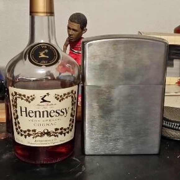 Meet your Posher, Kyle - Picture 1 of 1